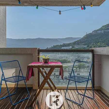 R'apparts T2 17th Heaven Grenoble